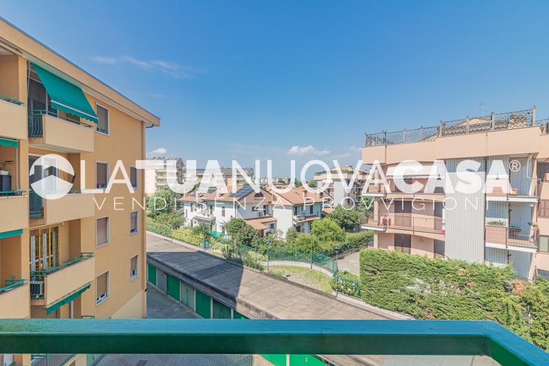 Trilocale a Cornaredo - Rif. VECRN1075