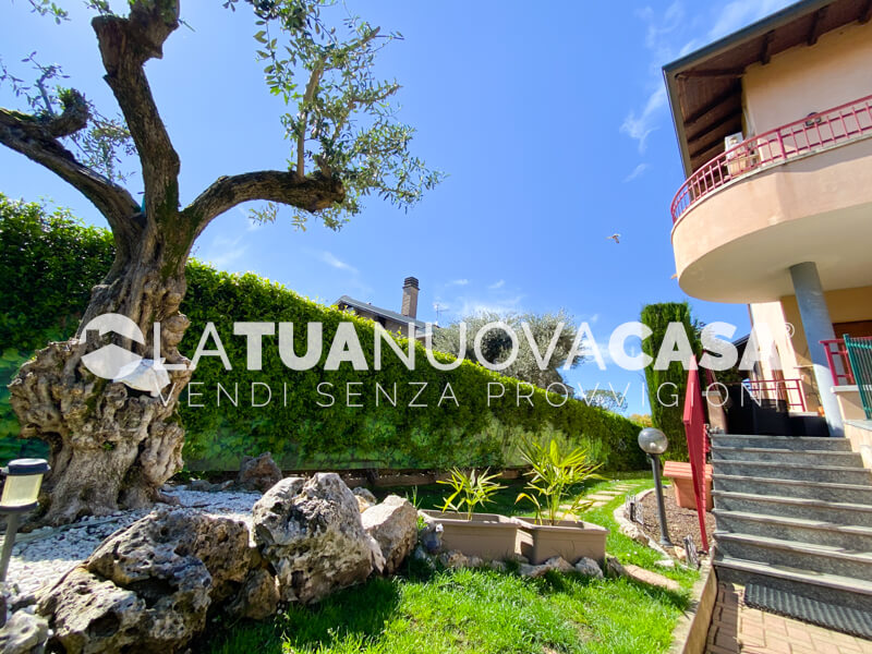 Villetta a schiera a Cornaredo - Rif. VECRN1073