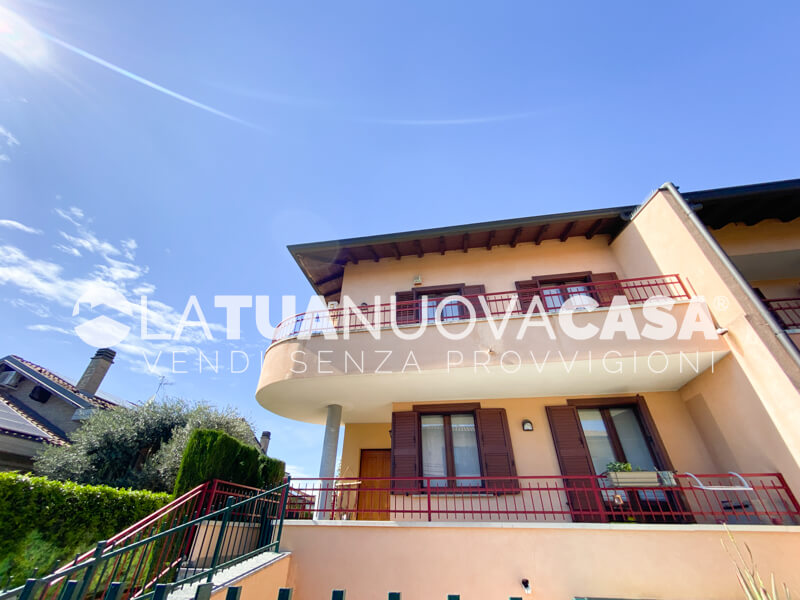Villetta a schiera a Cornaredo - Rif. VECRN1073