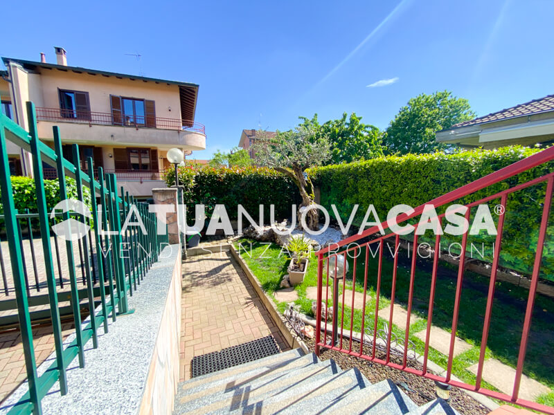 Villetta a schiera a Cornaredo - Rif. VECRN1073
