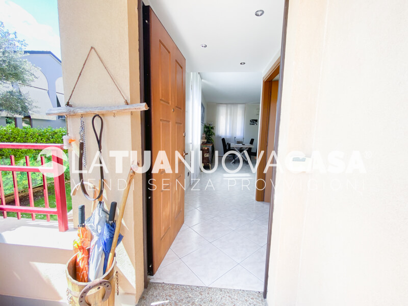Villetta a schiera a Cornaredo - Rif. VECRN1073