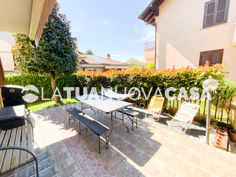 Villetta a schiera a Cornaredo - Rif. VECRN1073