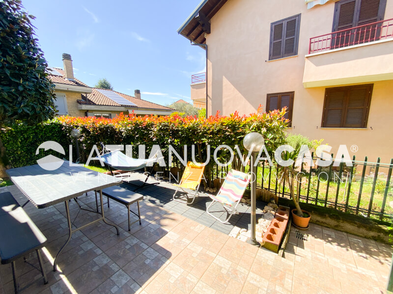 Villetta a schiera a Cornaredo - Rif. VECRN1073