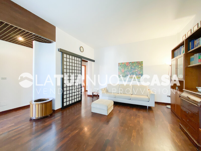 Porzione di villa bifamiliare a Bareggio - Rif. VEBRG1089
