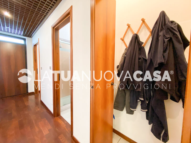 Porzione di villa bifamiliare a Bareggio - Rif. VEBRG1089