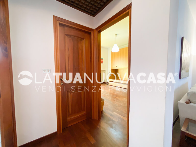 Porzione di villa bifamiliare a Bareggio - Rif. VEBRG1089