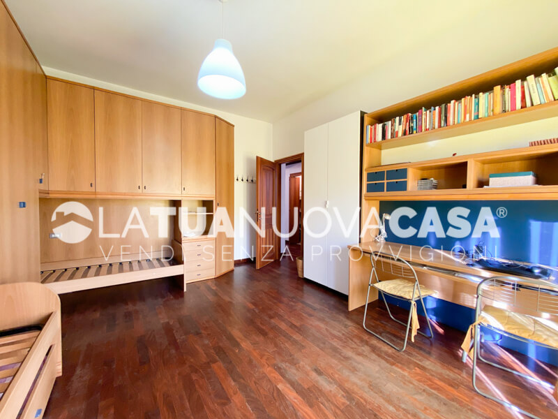 Porzione di villa bifamiliare a Bareggio - Rif. VEBRG1089