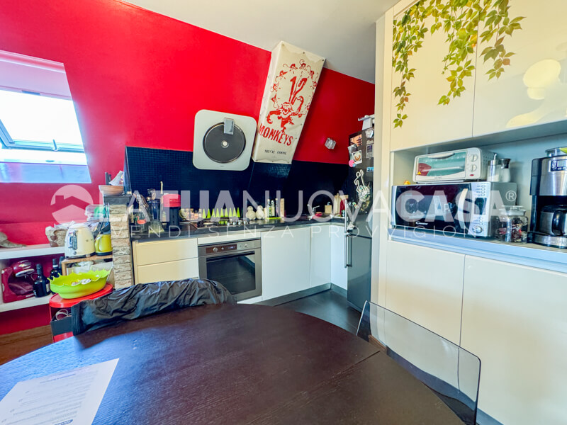 Bilocale mansardato a Bareggio, con terrazza panoramica - Rif. VEBRG1095