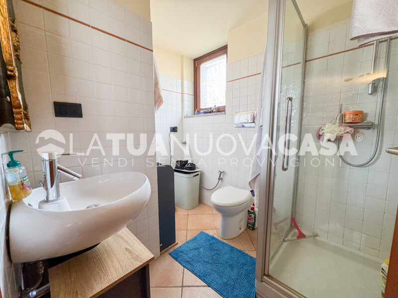 Trilocale su due livelli in affitto, a Bareggio - Rif. AFBRG1094