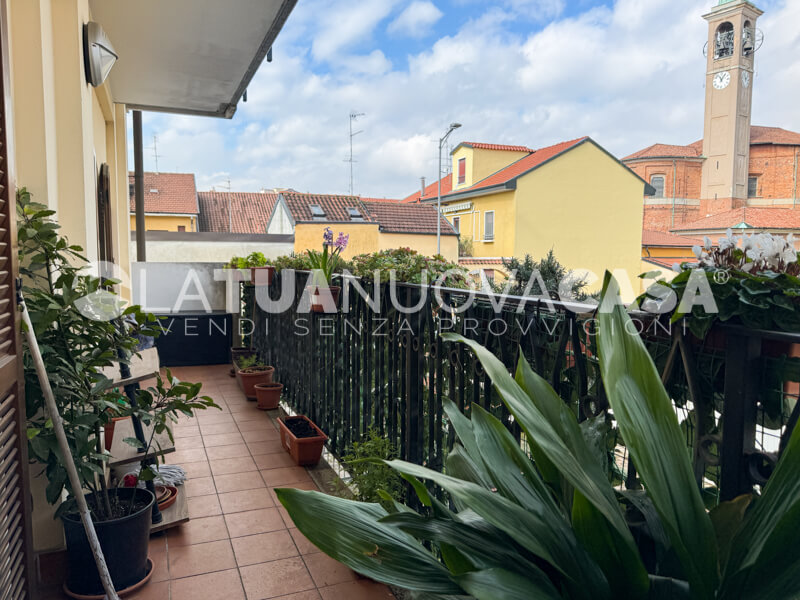 Trilocale su due livelli in affitto, a Bareggio - Rif. AFBRG1094