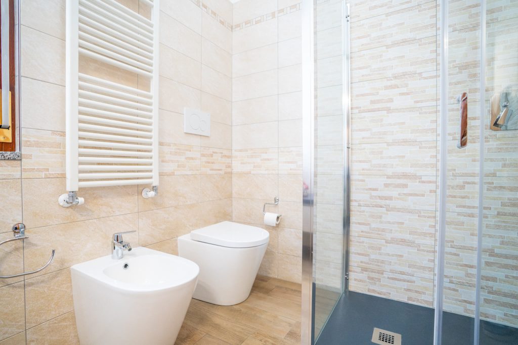 Villa unifamiliare su tre livelli, a Bareggio - Rif. VEBRG1104