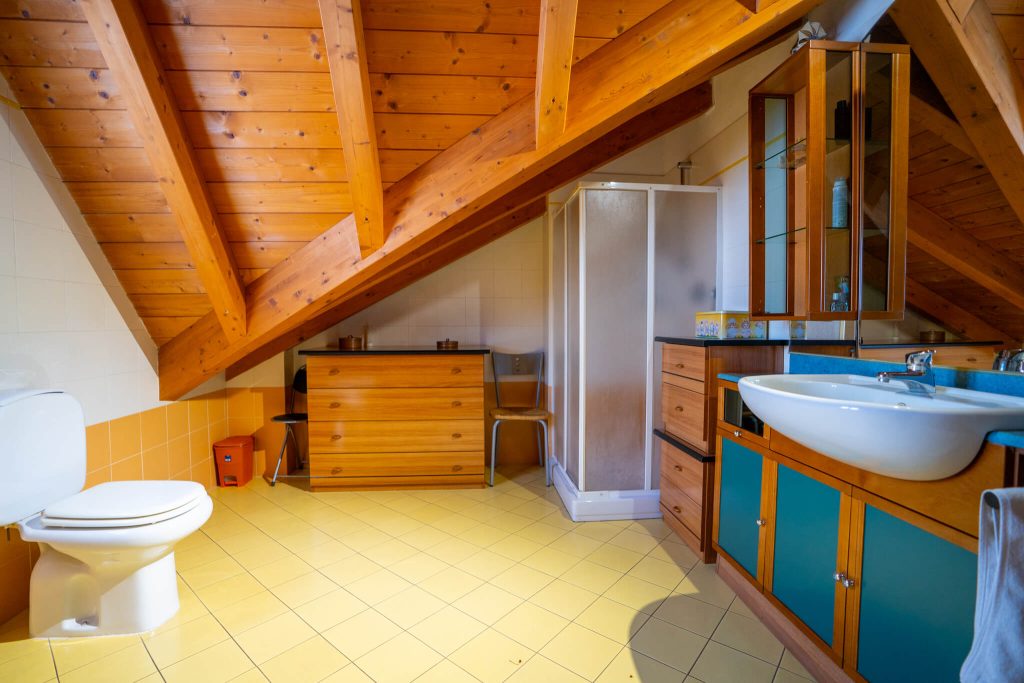 Villa unifamiliare su tre livelli, a Bareggio - Rif. VEBRG1104
