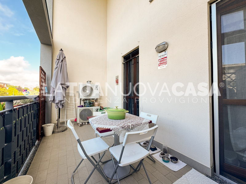 Trilocale duplex con terrazzo, cantina e box a Bareggio - Rif. VEBRG1107