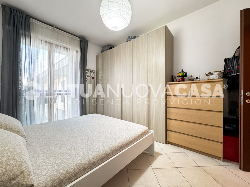 Trilocale duplex con terrazzo, cantina e box a Bareggio - Rif. VEBRG1107
