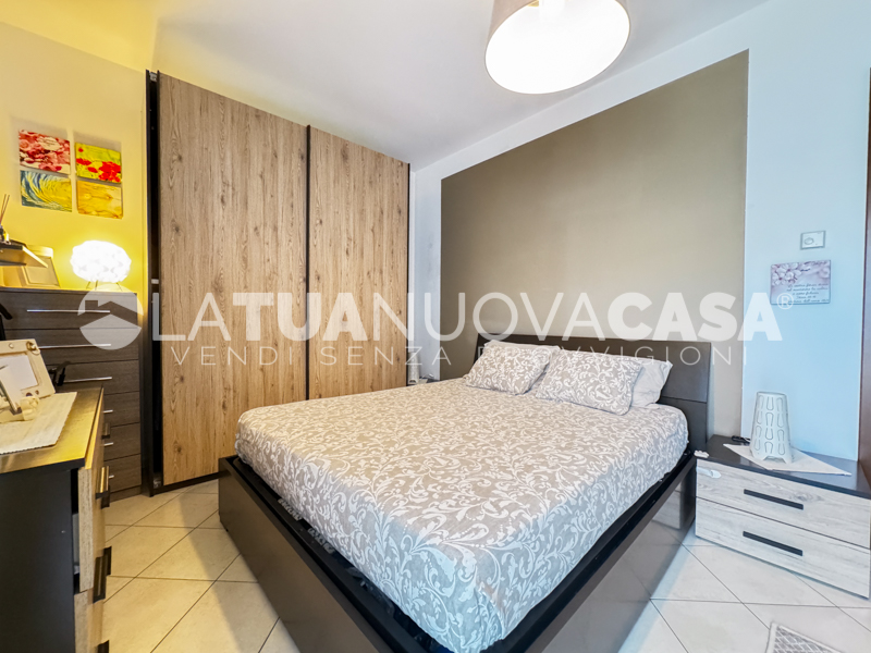 Trilocale duplex con terrazzo, cantina e box a Bareggio - Rif. VEBRG1107