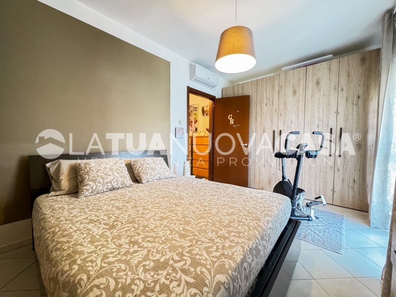 Trilocale duplex con terrazzo, cantina e box a Bareggio - Rif. VEBRG1107