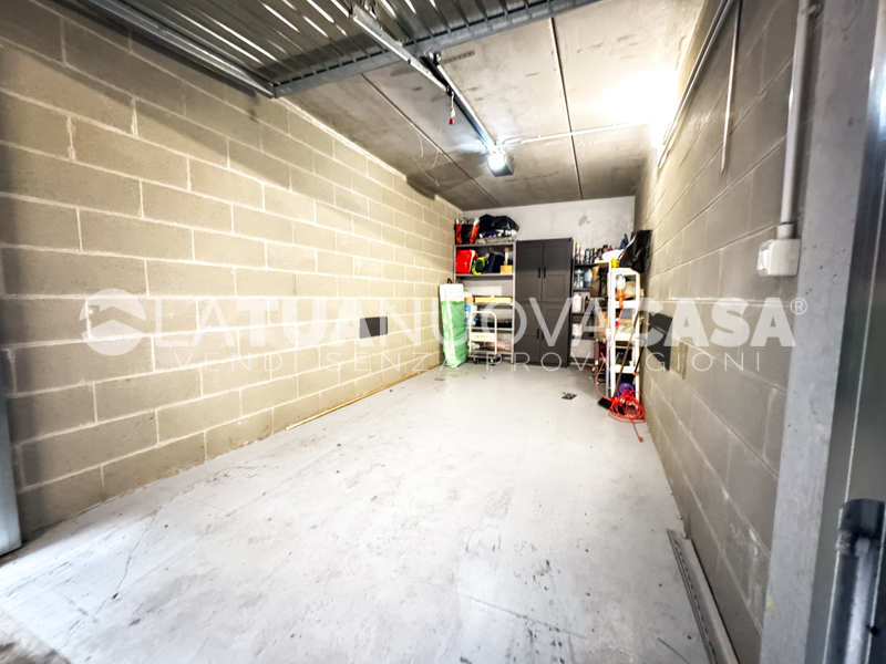 Trilocale duplex con terrazzo, cantina e box a Bareggio - Rif. VEBRG1107