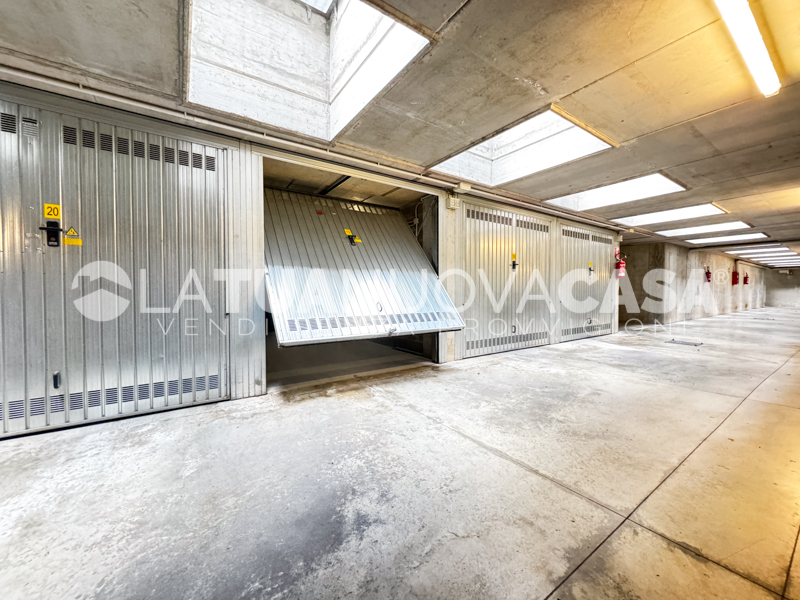 Trilocale duplex con terrazzo, cantina e box a Bareggio - Rif. VEBRG1107