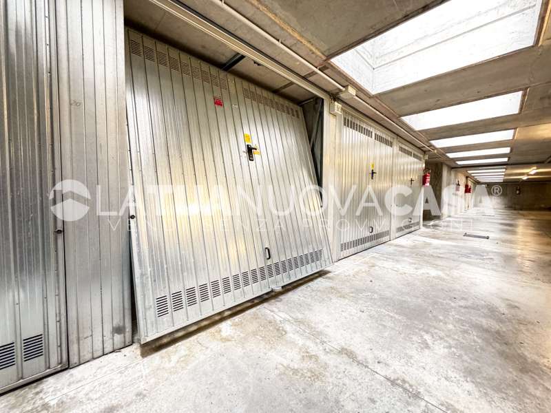 Trilocale duplex con terrazzo, cantina e box a Bareggio - Rif. VEBRG1107