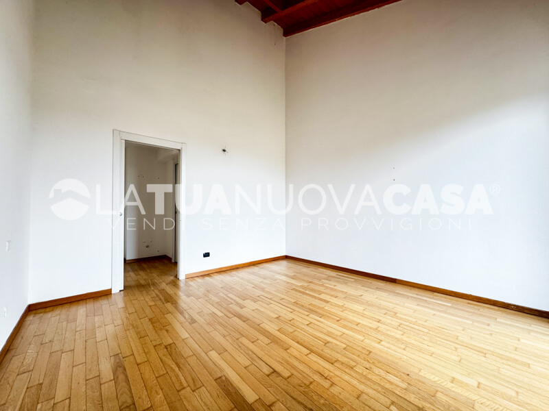 Trilocale soppalcato, con cantina e box doppio ad Arluno - Rif. VEARL1105