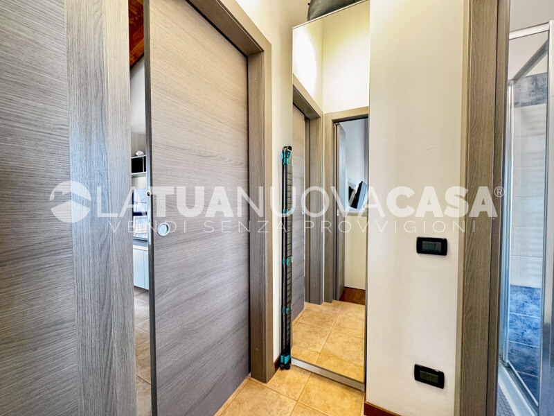 Bilocale con terrazzo, cantina e box doppio a Corbetta - Rif. VECRB1116