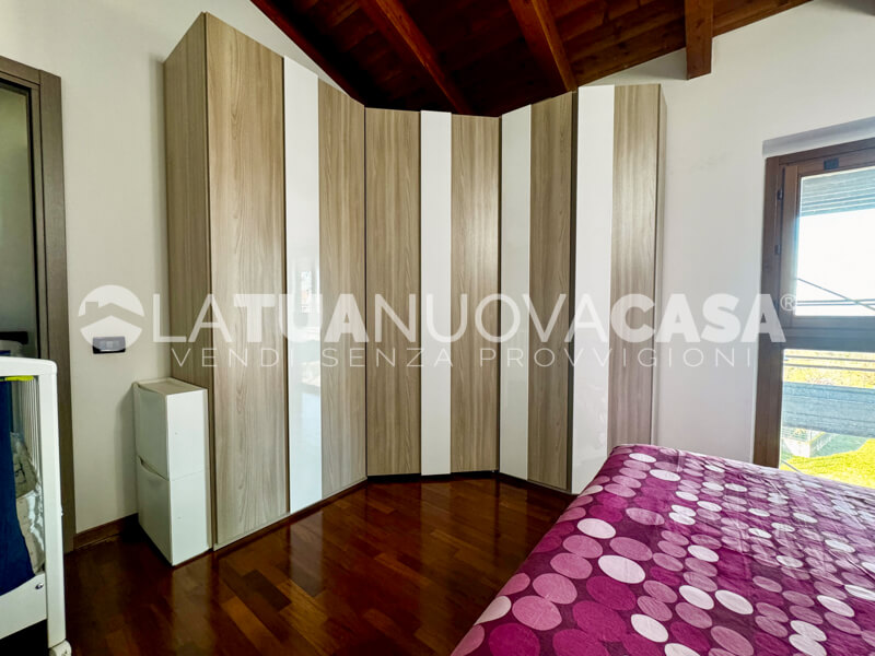 Bilocale con terrazzo, cantina e box doppio a Corbetta - Rif. VECRB1116