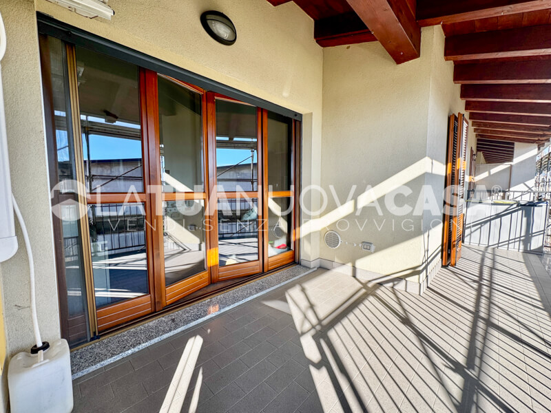 Bilocale con terrazzo, cantina e box doppio a Corbetta - Rif. VECRB1116