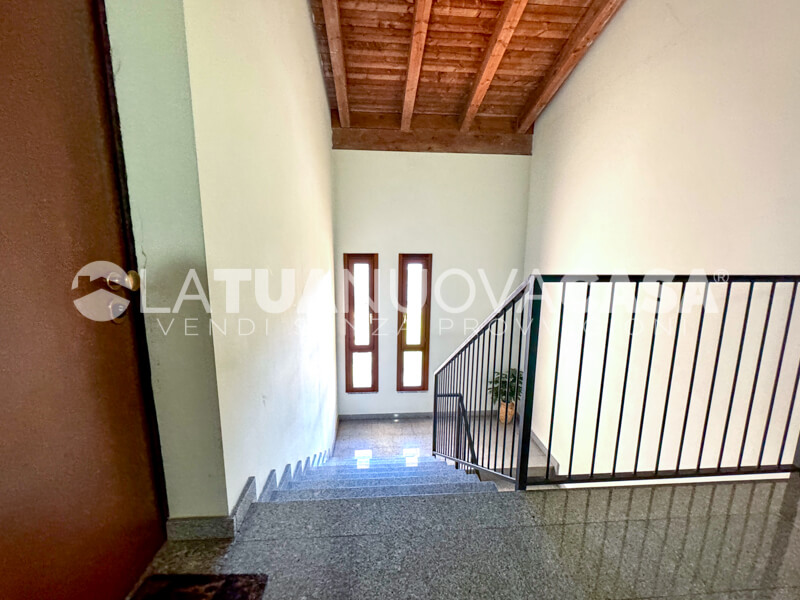 Bilocale con terrazzo, cantina e box doppio a Corbetta - Rif. VECRB1116
