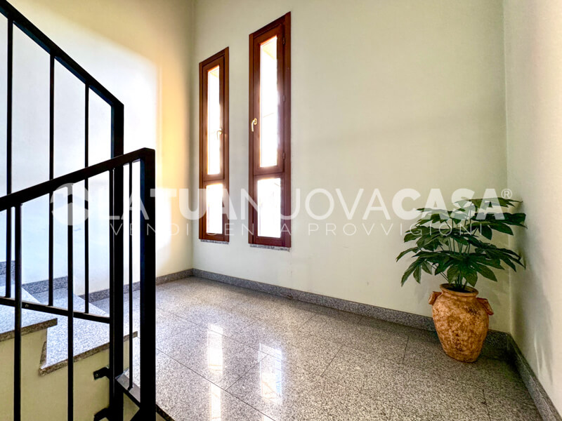 Bilocale con terrazzo, cantina e box doppio a Corbetta - Rif. VECRB1116