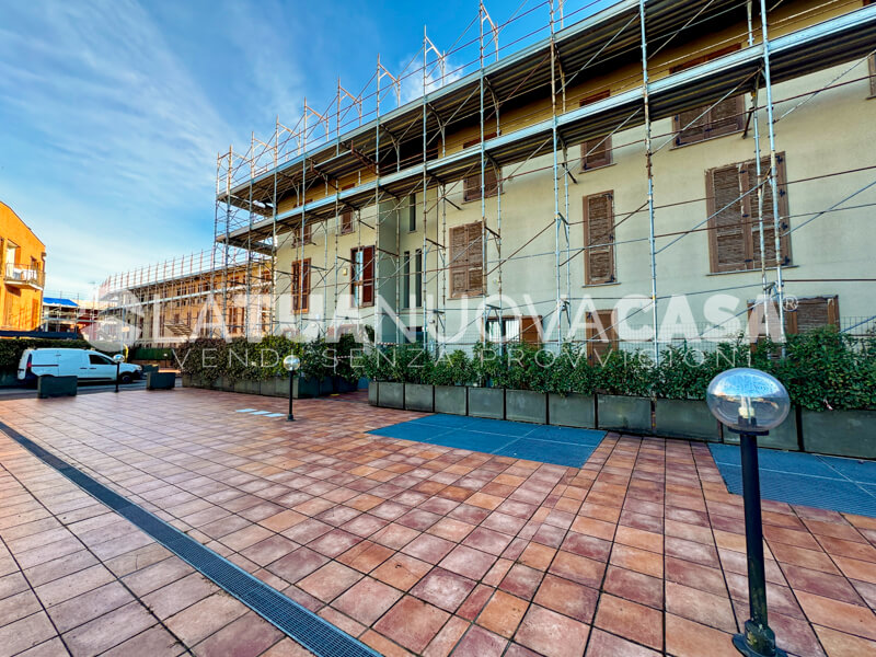 Bilocale con terrazzo, cantina e box doppio a Corbetta - Rif. VECRB1116
