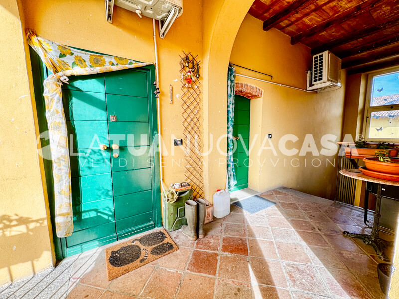 Bilocale in corte storica, con ampio soppalco a Cusago - Rif. VECSG1115