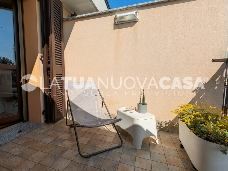 Attico con terrazzo, con box doppio, posto auto e cantina a Settimo Milanese - Rif. VESTT1125