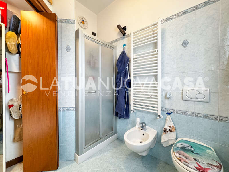 Bilocale con giardino, con ingresso indipendente a Bareggio - Rif. VEBRG1120