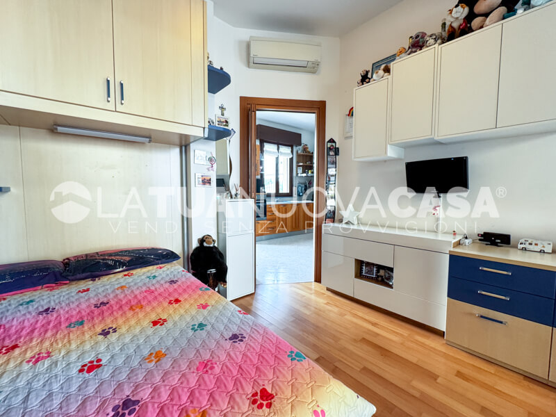 Bilocale con giardino, con ingresso indipendente a Bareggio - Rif. VEBRG1120