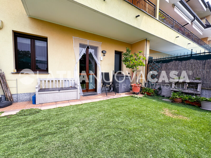 Bilocale con giardino, con ingresso indipendente a Bareggio - Rif. VEBRG1120