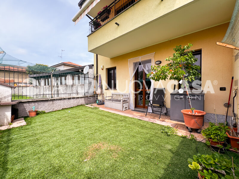 Bilocale con giardino, con ingresso indipendente a Bareggio - Rif. VEBRG1120