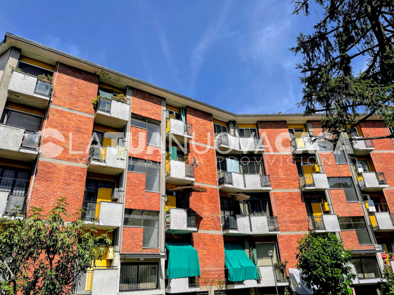 Appartamento in vendita a Binasco, quadrilocale con cantina e box. - Rif. VEBNS1134