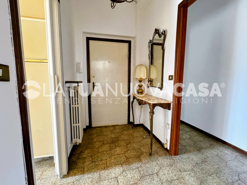 Appartamento in vendita a Binasco, quadrilocale con cantina e box. - Rif. VEBNS1134