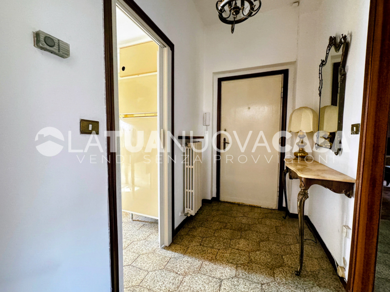 Appartamento in vendita a Binasco, quadrilocale con cantina e box. - Rif. VEBNS1134