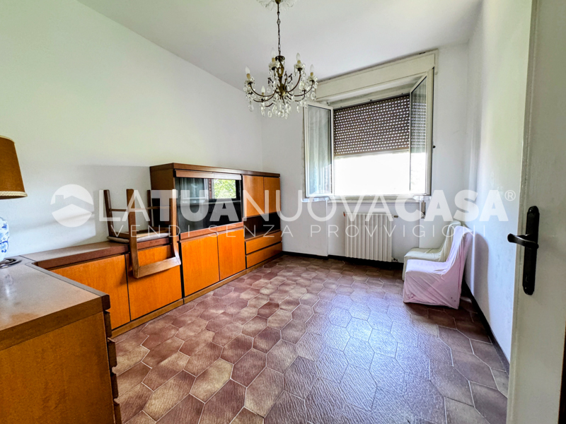 Appartamento in vendita a Binasco, quadrilocale con cantina e box. - Rif. VEBNS1134